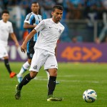 Gremio v Santos - Brasileirao Series A 2015