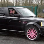 Stephen-Irelands-Pink-Trim-Range-Rover