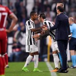 Federico-Bernardeschi-Douglas-Costa