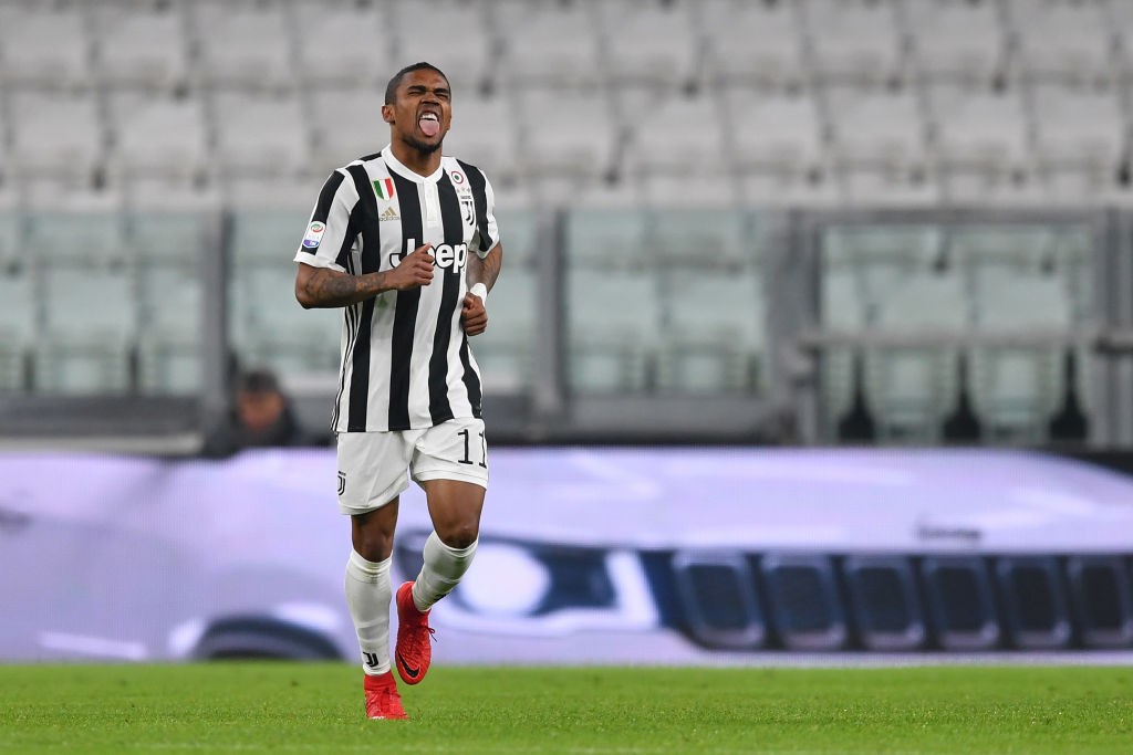 Mercato Juve: Douglas Costa possibile sacrificato.