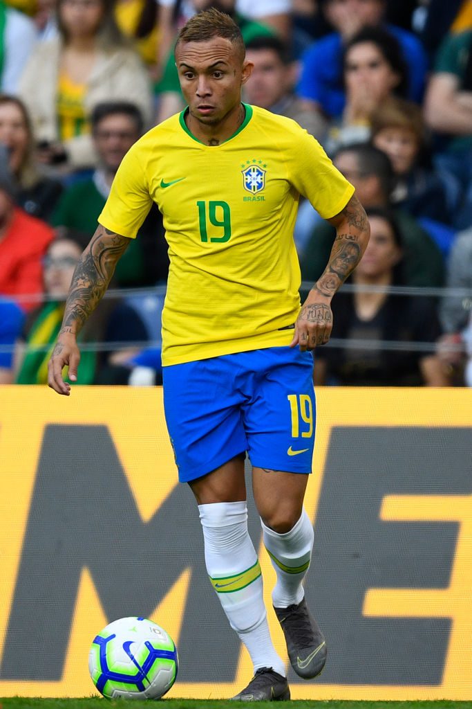 Mercato Juve: Everton Soares nome nuovo per l'attacco.