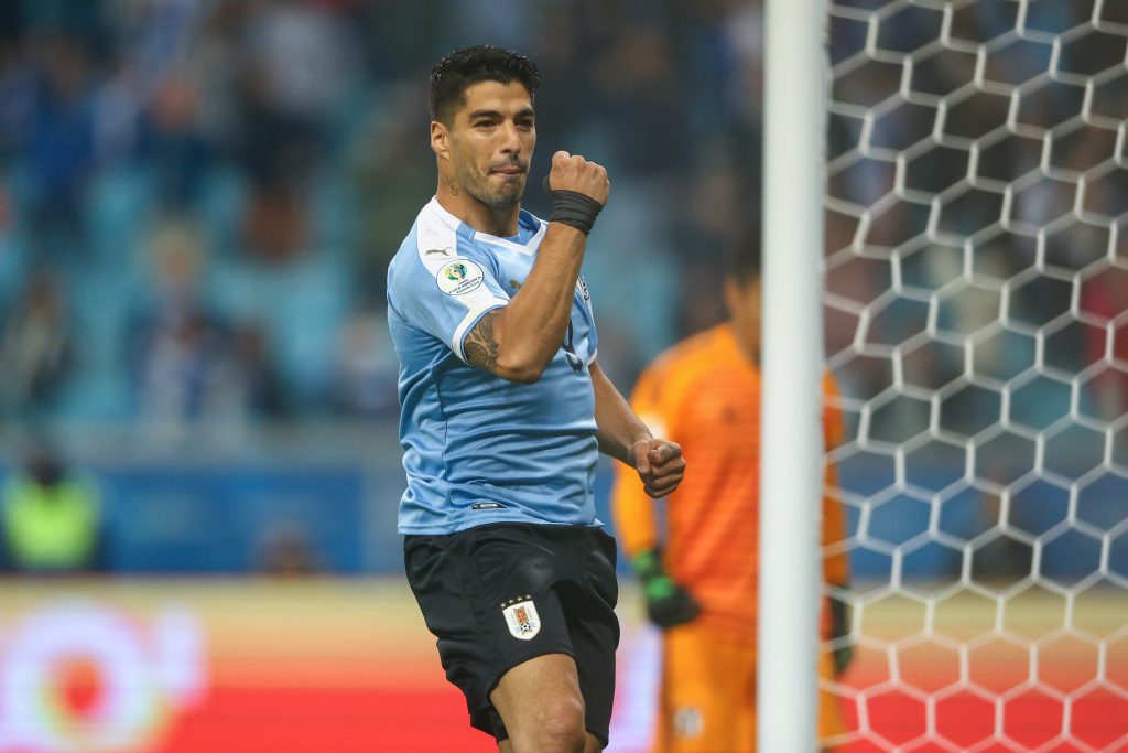 Mercato Juve: Luis Suarez nei discorsi di mercato con il Barcellona.