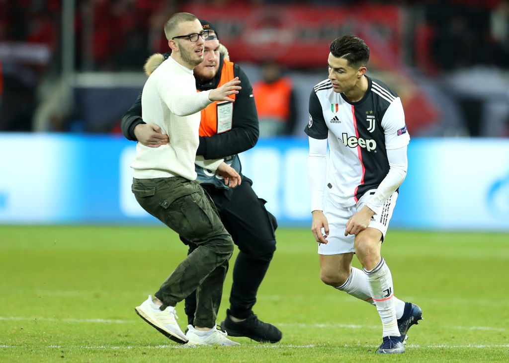 Bayer Leverkusen v Juventus: Group D - UEFA Champions League