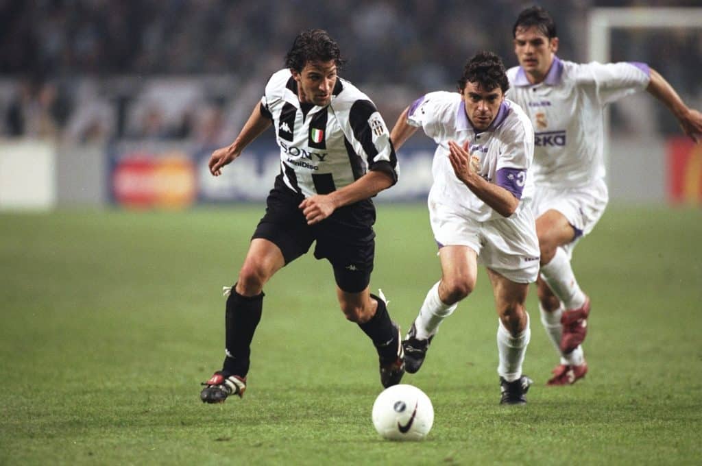 Del Piero in azione con la Juve
