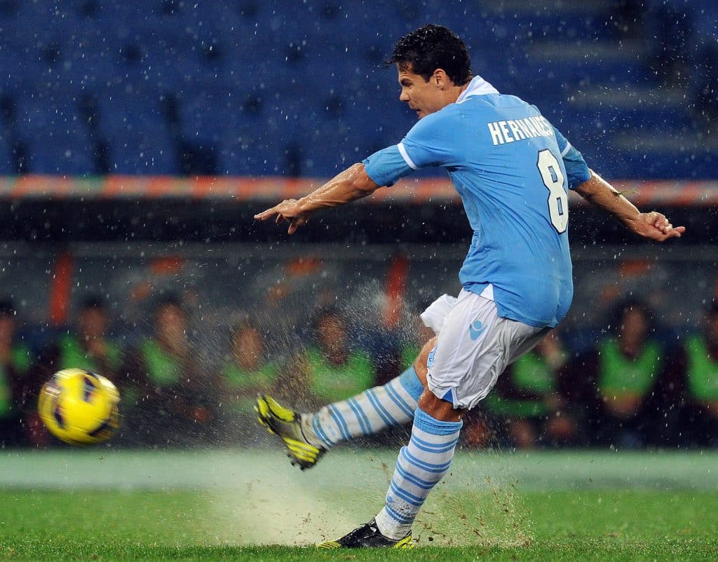Hernanes con la maglia della Lazio
