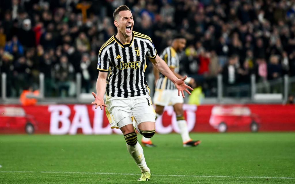 Arkadiusz Milik (7) (1)