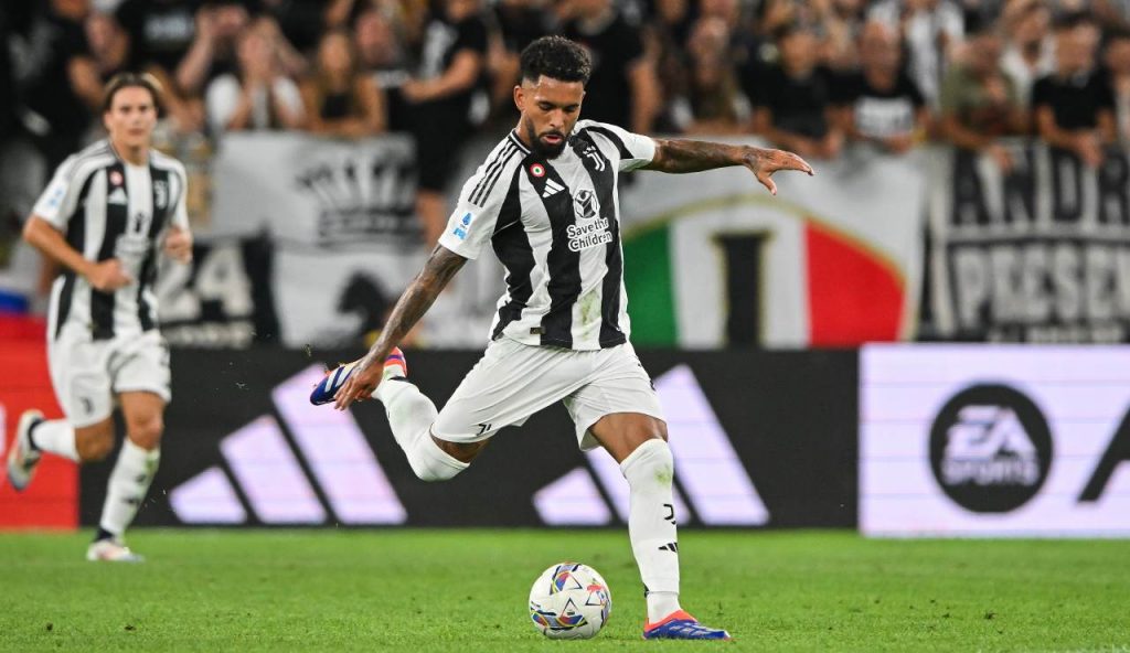 Douglas Luiz (2) (1)