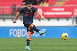 L'attaccante de Lecce Krstovic